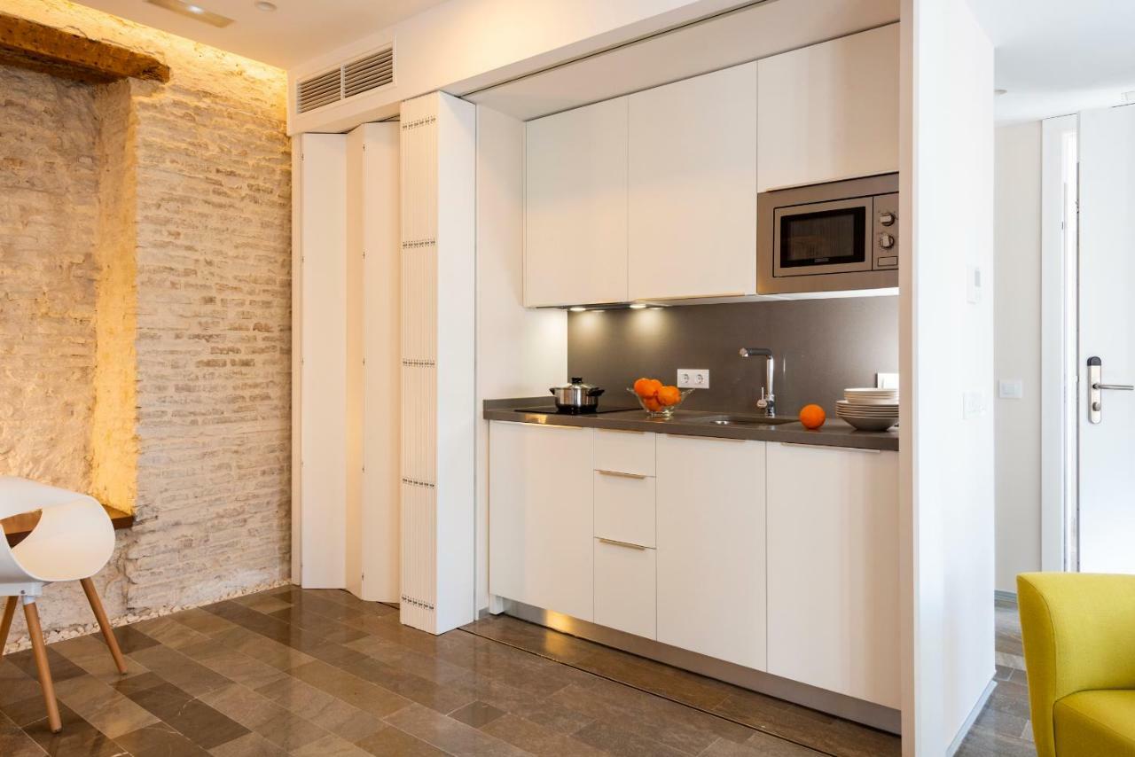 Torre Homenaje Historical Suites Севилья Экстерьер фото