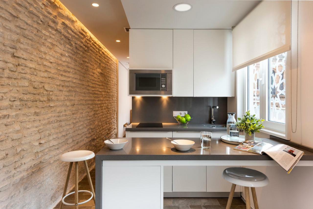 Torre Homenaje Historical Suites Севилья Экстерьер фото