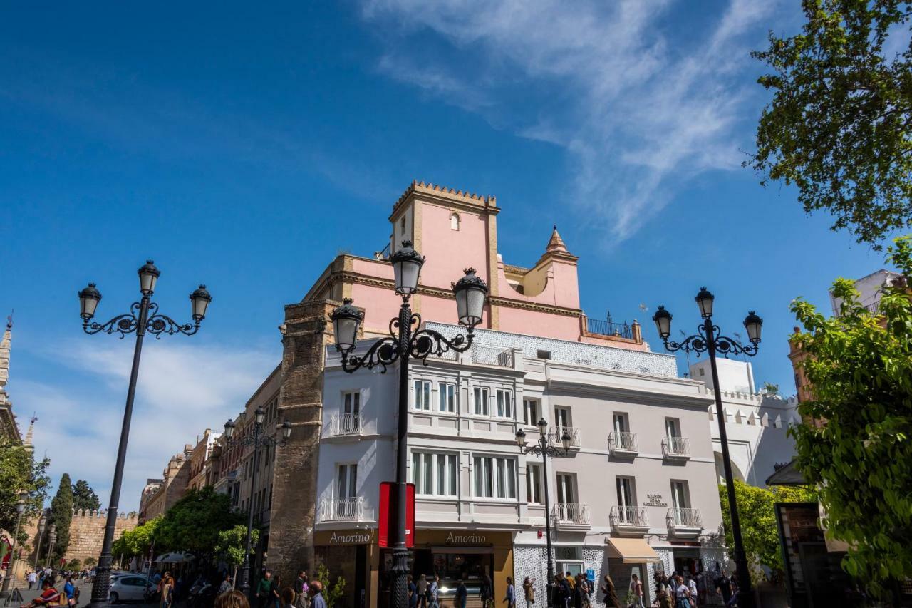Torre Homenaje Historical Suites Севилья Экстерьер фото