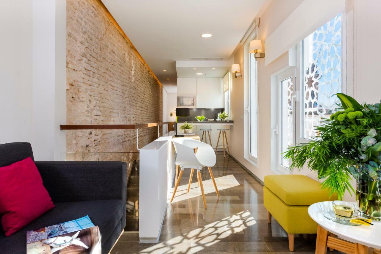 Torre Homenaje Historical Suites Севилья Экстерьер фото