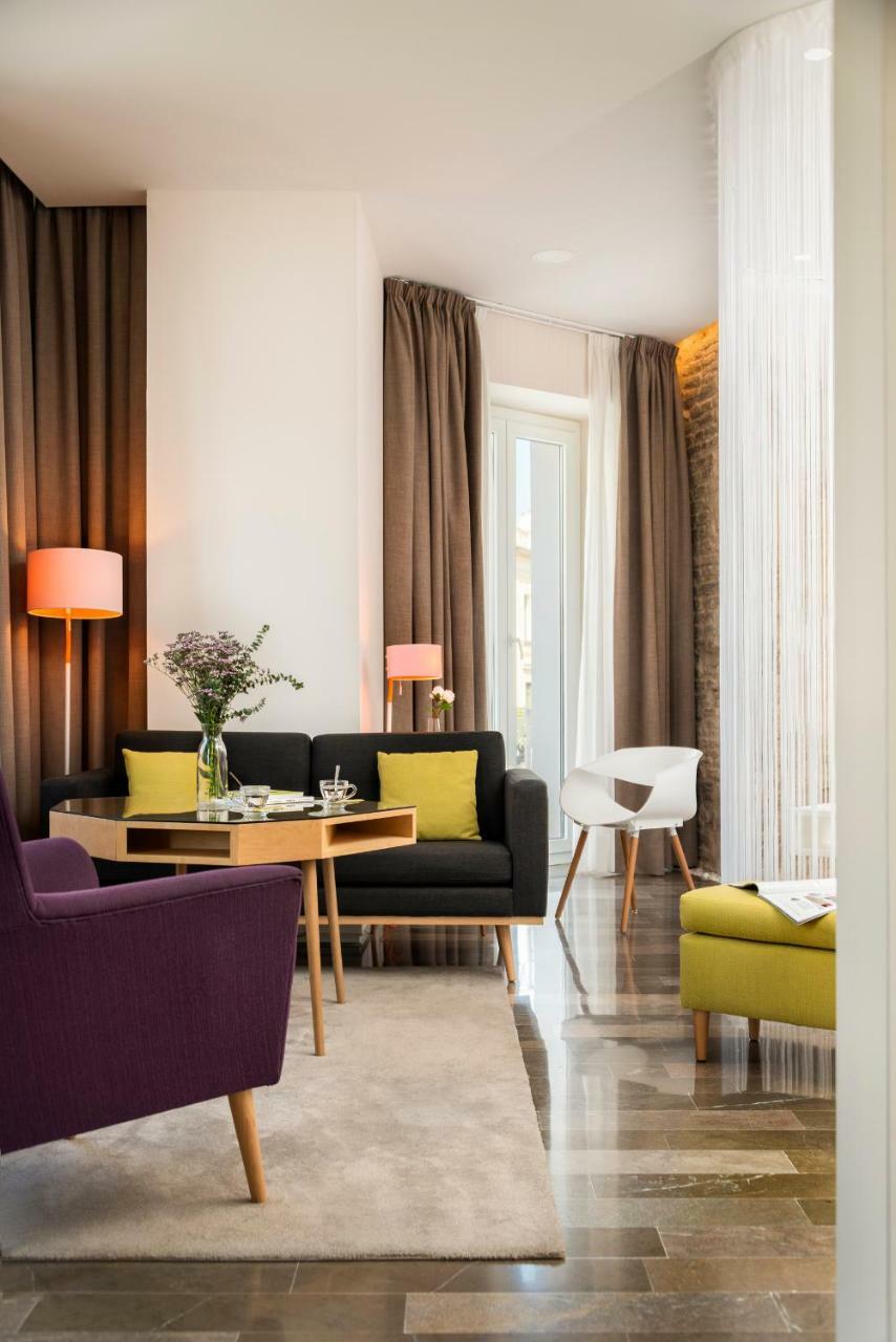 Torre Homenaje Historical Suites Севилья Экстерьер фото