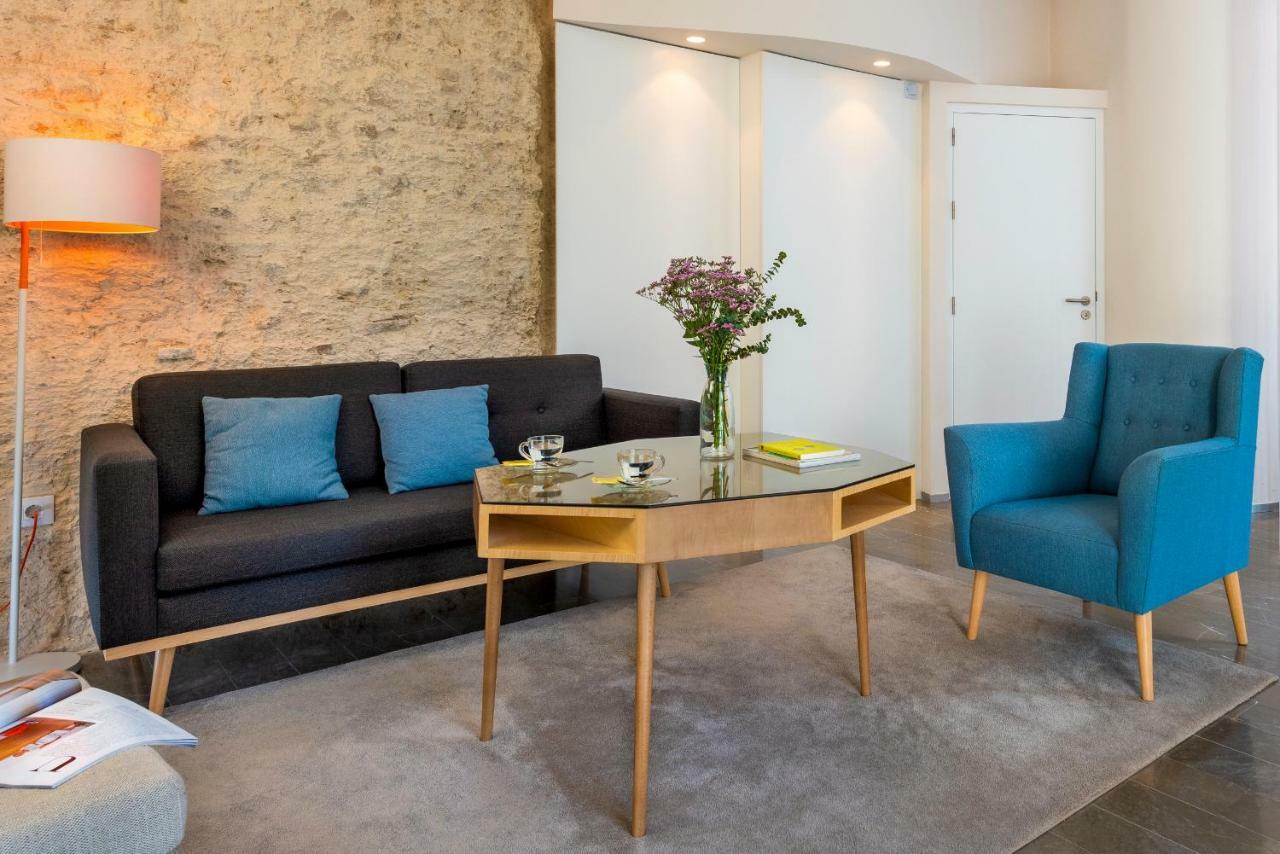 Torre Homenaje Historical Suites Севилья Экстерьер фото